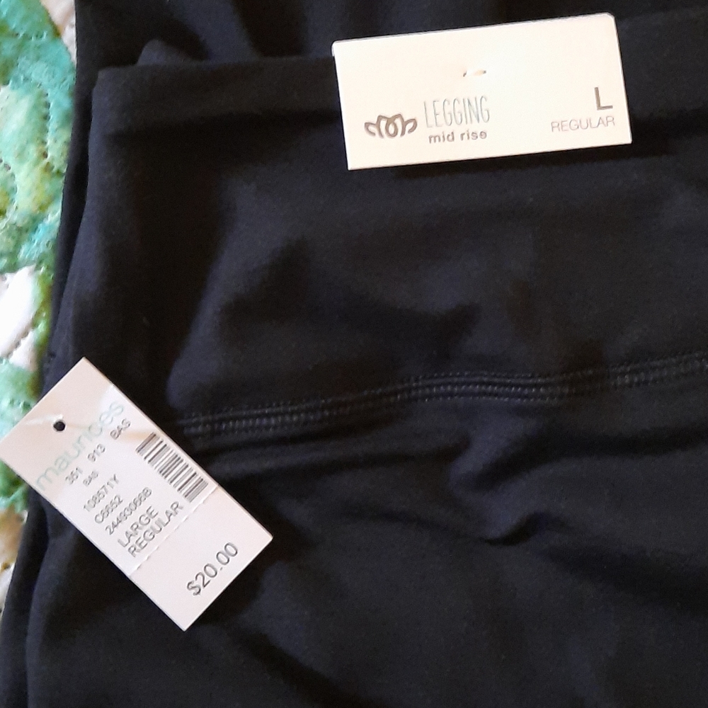 Ladies L midrise legging by Maurices